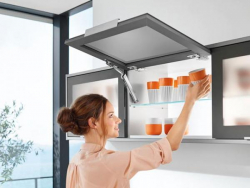 AVENTOS HK-XS - vklop na mal dvere: tandard a TIP-ON